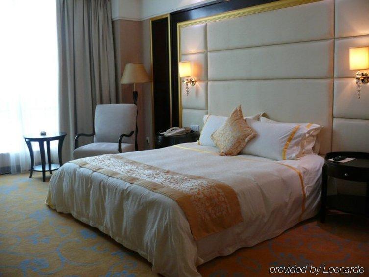 City Hotel פושאן חדר תמונה