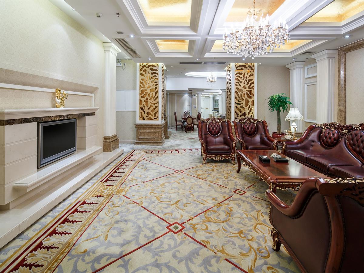 City Hotel פושאן מראה חיצוני תמונה
