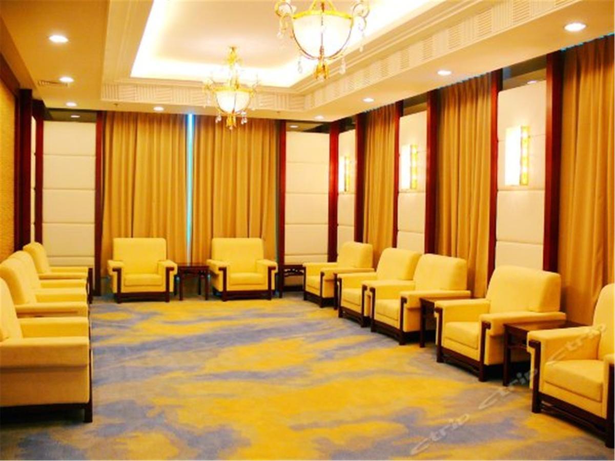 City Hotel פושאן מראה חיצוני תמונה