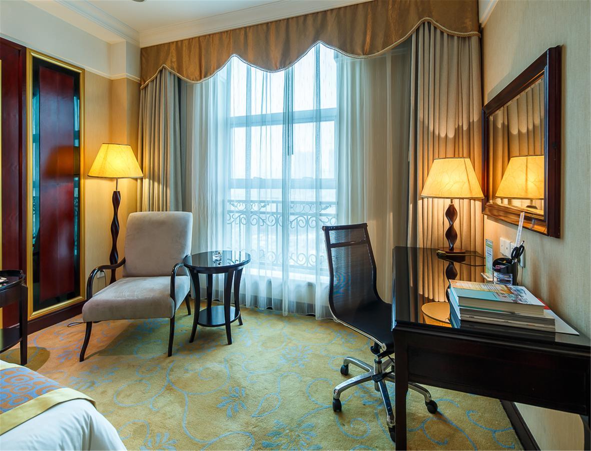 City Hotel פושאן מראה חיצוני תמונה