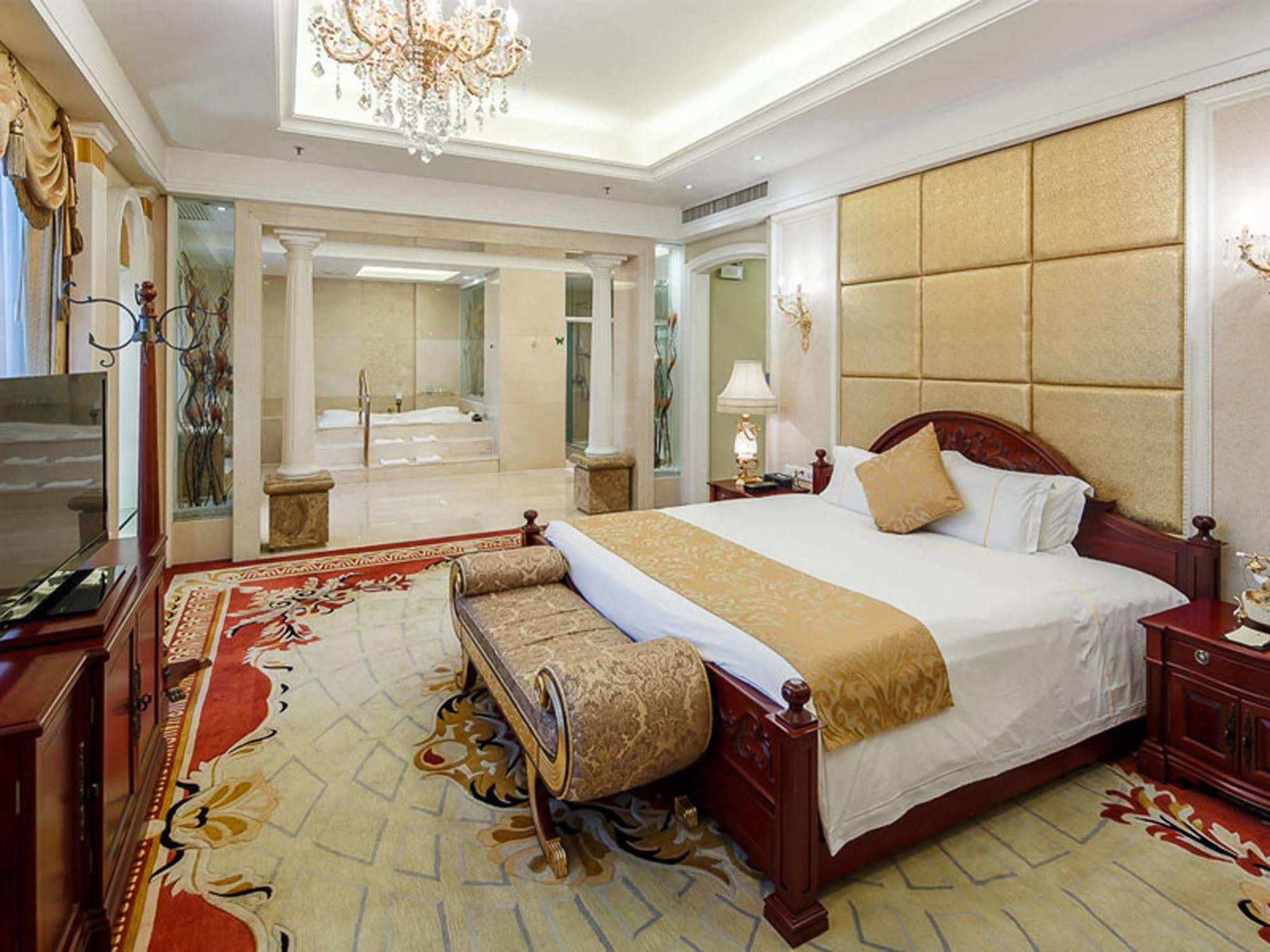 City Hotel פושאן מראה חיצוני תמונה