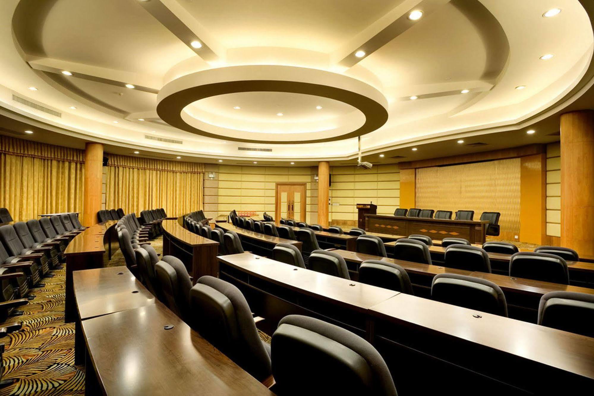 City Hotel פושאן מראה חיצוני תמונה